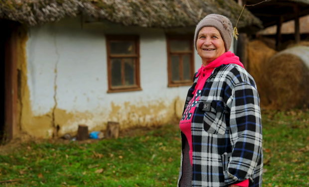 ПФУ пояснює, хто має право на додаткові виплати пенсіонерам. Фото: YouTube