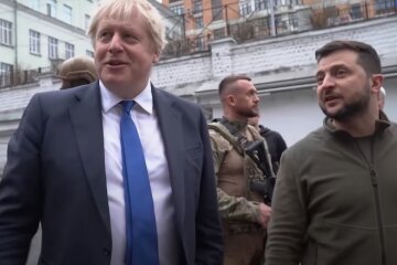 Борис Джонсон і Володимир Зеленський. Фото: YouTube, скрін