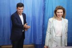 Супруга Владимира Зеленского покорила всю страну новым образом на досрочных выборах парламента. Фото