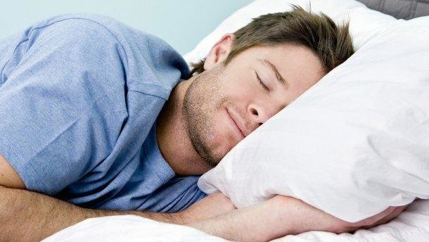 Ученые рассказали сколько нужно спать, чтобы не чувствовать себя «разбитым»