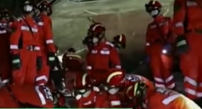 Вздрогнула вся страна: рухнувшая гостиница погребла под завалами десятки людей