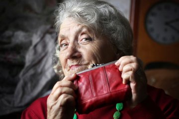 Украинцам трижды повысят пенсии: кому повезет и на какие выплаты рассчитывать