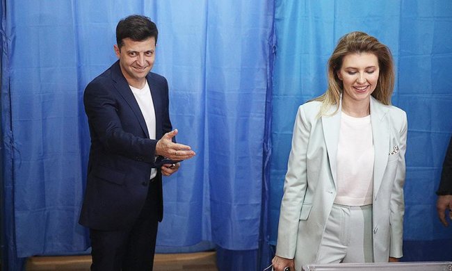 Супруга Владимира Зеленского покорила всю страну новым образом на досрочных выборах парламента. Фото