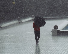 Ливни и шквалы: синоптики предупреждают о потенциально опасных погодных условиях