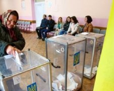 Местные выборы в Украине проведут повторно. Фото из открытых источников