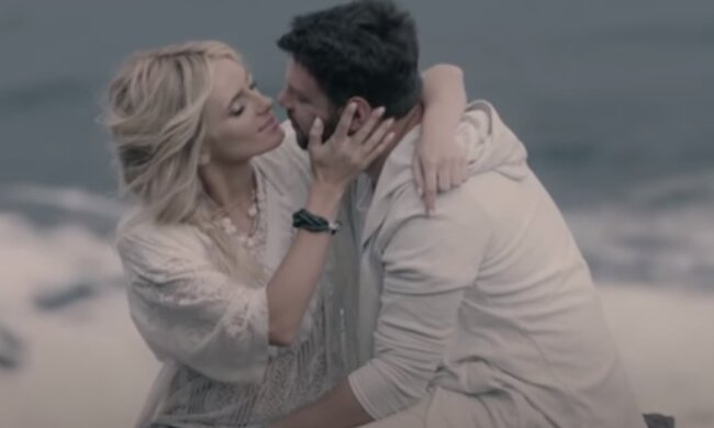 Ирина Федишин с мужем. Фото: скриншот YouTube-видео