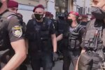 Полиция на митинге. Фото: скриншот Youtube