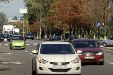 Автомобили. Фото: скриншот YouTube