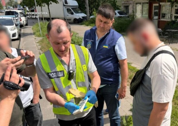 Взятка за фиктивное бронирование барбера — фото 2
