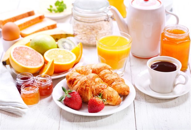 Диетологи назвали главные признаки неправильных завтраков