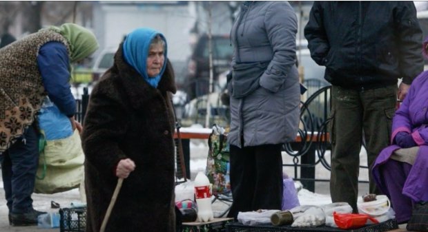 Украинские пенсионеры. Фото: скриншот видеозаписи Youtube"