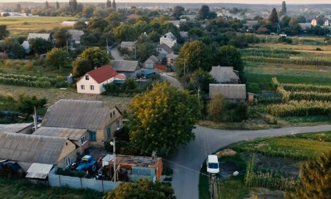 Село. Фото: скріншот YouTube-відео