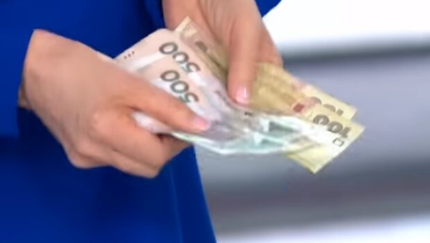 Украинцам будут по-новому считать пенсии и выплаты. Фото: скриншот YouTube-видео