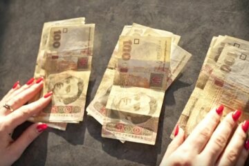 Грядет двойное повышение зарплат. Фото: скрин YouTube