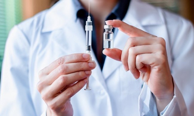 Эпидемия кори: В Украине бесплатно начали вакцинировать взрослых