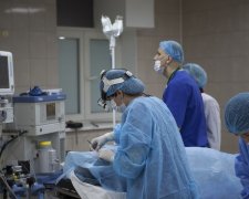 Херсонские врачи провели уникальную операцию. Пациенту вернули часть тела