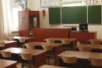 Школы и садики пустеют с каждым днем: в Киеве родители хватаются за головы, как уберечь ребенка