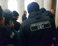 В одесской мэрии очередные обыски, фото: Одесская жизнь