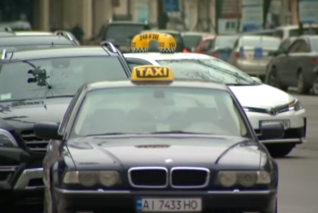 Таксі. Фото: скріншот YouTube-відео