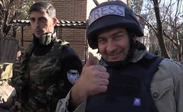 Деревня как и он: Пореченков, стрелявший в ВСУ, показал жену, а его в РФ смешали с грязью
