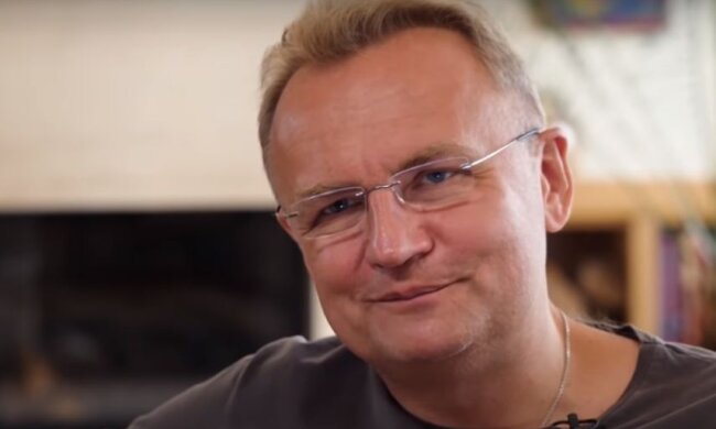 "Закон є закон": мер Львова Садовий погодився піти воювати, але за умови