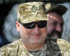Турчинов хочет остаться в СНБО. Чем он запомнился: сдача Крыма, АТО и кое-что еще