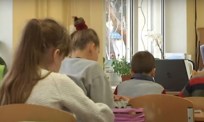 Школа. Фото: YouTube, скрін