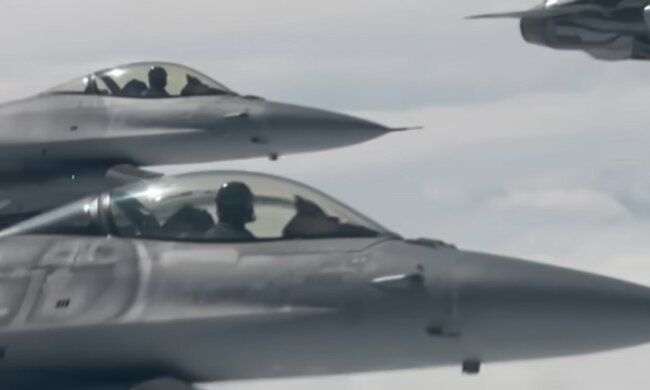 У орків істерика: перші 10 F-16 вже в Україні - The Economist розповіли неймовірні подробиці