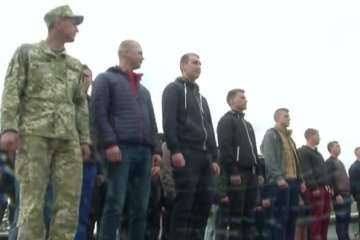 Призывники. Фото: скриншот 5 канал