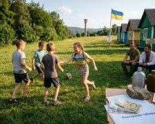 дитячий табір мілітаризація загроза
