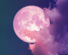 Полная клубничная луна: когда в Украине наблюдать первое полнолуние лета