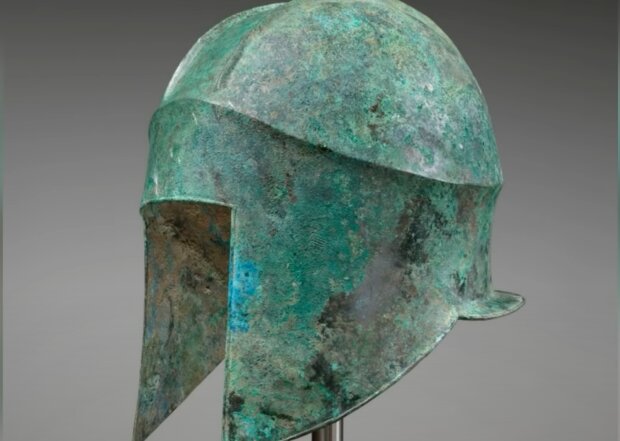 Стародавній шолом. Фото: скріншот YouTube
