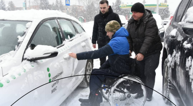 Штрафовать автоматически: в раде взялись за авто водителей с инвалидностью