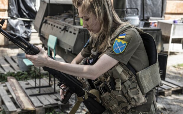 Військовий облік жінок, зняття з обліку, жінки військовослужбовиці. Фото: Telegram