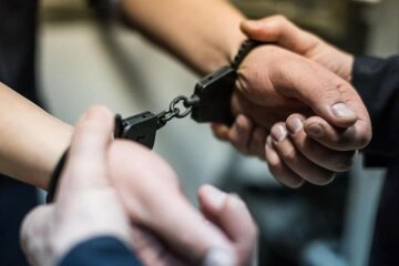Полиция Днепр избиение полицейского проверка детей