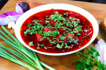 Борщ. Фото: YouTube