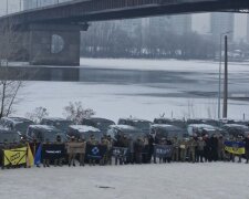 MK Foundation забезпечив українську армію 50 автомобілями для фронтової логістики