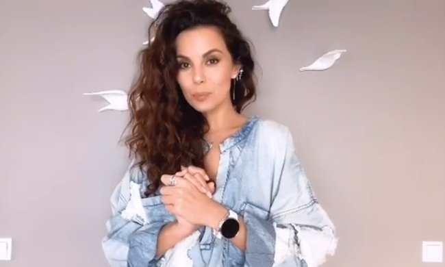 Настя Каменских 4 мая отметила день рождения. Фото: скриншот YouTube