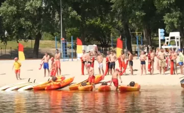 Пляж, спека. Фото: скріншот Youtube