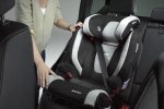 Мало не покажется: в Раде утвердили новые штрафы за перевозку детей без автокресла
