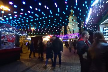 Празднование Нового года. Фото: скриншот Youtube-видео