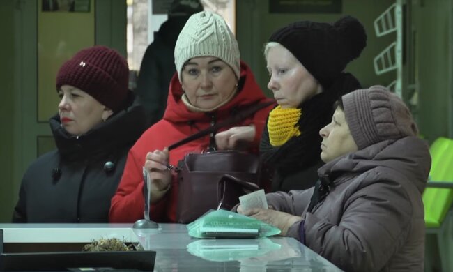 Якою буде пенсія при зарплаті в 10 і 15 тисяч грн: такої суми ви точно не чекали