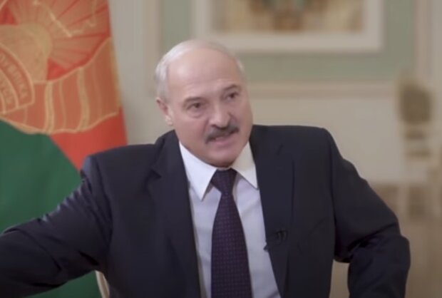 Поглощение началось: Кремль прогибает под себя Лукашенко