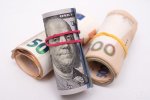 Доллар по 30 гривен и выше: украинцам объяснили, чего ждать