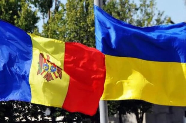 МИД перестарался с дружелюбием и признал сразу двоих премьеров Молдовы. Грядет конфликт!