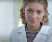 Кристина Асмус. Фото: скриншот YouTube