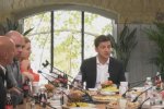Обед с Зеленским: чем президент угощал журналистов