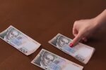 Гроші. Фото: скріншот YouTube-відео