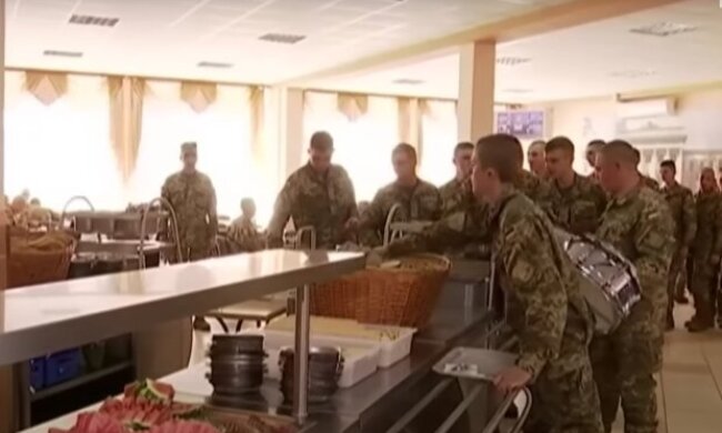 У ГУР показали скільки витрачають на закупівлю продовольства: ціни в рази нижчі від підрядів Міноборони