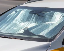 Тест ADAC: захист автомобіля від сонця сонцезахисним чохлом